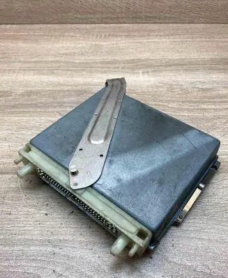 Volvo S70 V70 V70 XC Engine control unit/module ECU 0281001801 17480186