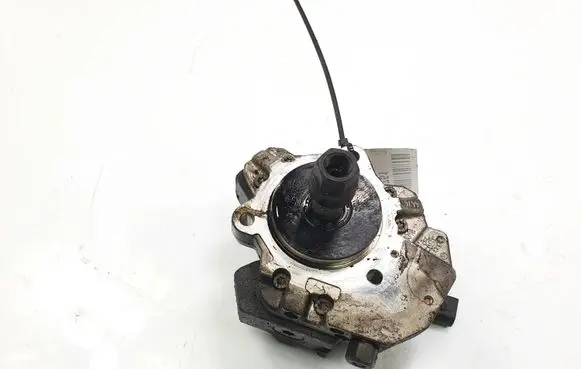 BMW 3 E90 E91 Fuel injection high pressure pump 7788670