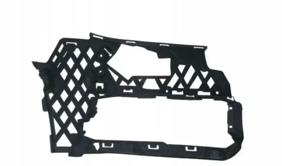 Volkswagen PASSAT B8 Front grill 3G0807177C