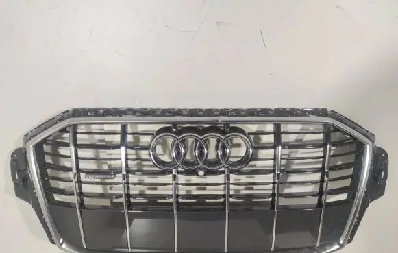 Audi Q7 4M Front bumper upper radiator grill 4M0853651AF 4M0853651AH 4M0853651AG