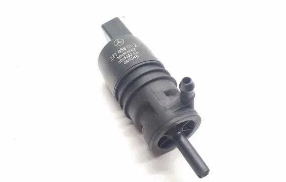 Mercedes-Benz CLS C219 Windscreen/windshield washer pump A2218690121