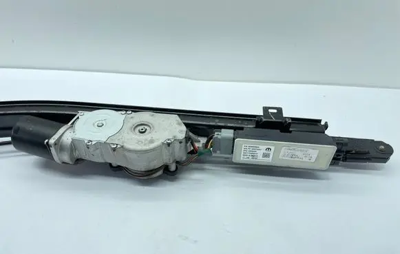 Chrysler Pacifica Sliding door latching motor 68369596AA 68369596 68368919AAA