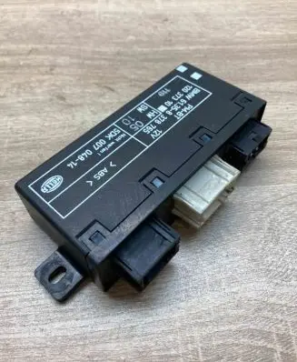 BMW 5 E39 Door control unit/module 8378765 5DK00704814