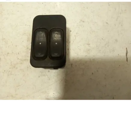 Opel Zafira A Electric window control switch 13363201 90561086
