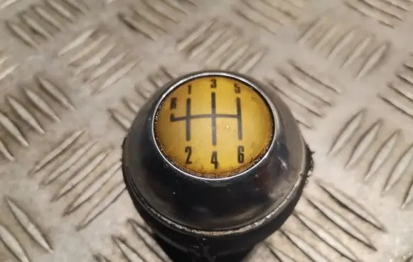 Gear lever shifter trim leather/knob