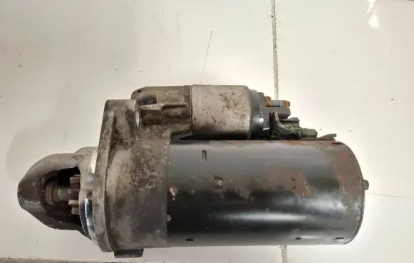 Audi A6 S6 C6 4F Starter motor 0001109258