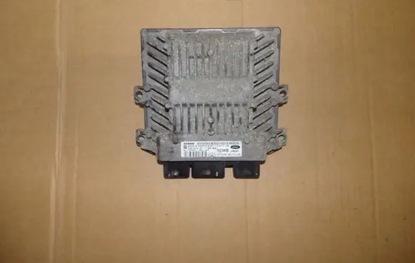 Ford Fiesta Engine control unit/module 6S6112A650AB
