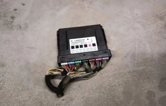 Opel Ampera Comfort/convenience module 13588446 F00HJ01061