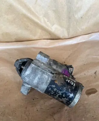 Peugeot 207 Starter motor 9663528880