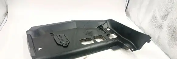 BMW 3 E90 E91 Dashboard lower bottom trim panel 10822910 51457059 58229100