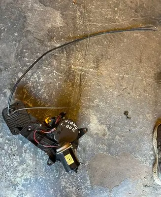 Mercedes-Benz Vito Viano W639 Sliding door motor A6398200142 A63982000142