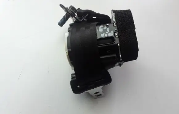 Volvo S60 Rear seatbelt 34078324A