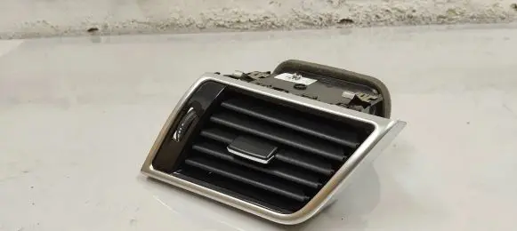 Mercedes-Benz GLE (W166 - C292) Dashboard side air vent grill/cover trim A1668309200