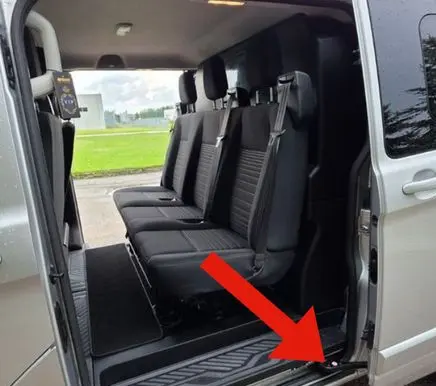 Ford Transit Custom Sliding door lower roller guide/hinge BK21V25001AJ BK21V2500
