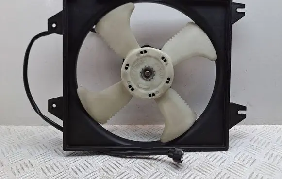 Mitsubishi Galant Electric radiator cooling fan MR250747 CSA401B008