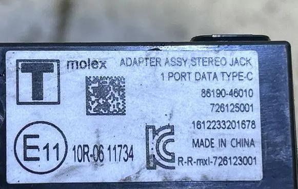 Toyota Yaris Cross USB socket connector 8619046010 726125001 10R0611734