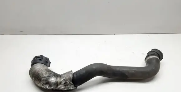 BMW 1 E82 E88 Engine coolant pipe/hose 7533978