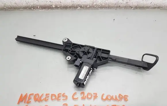 Mercedes-Benz CLK C207 A207 Seat belt adjustment rail A2078600282