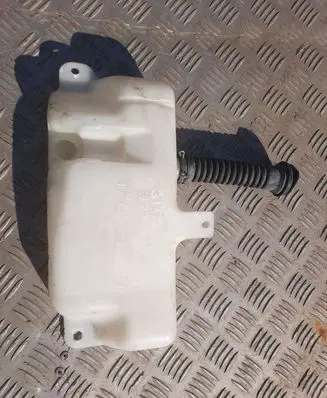 Mitsubishi 3000 GT Windshield washer fluid reservoir/tank 060351576