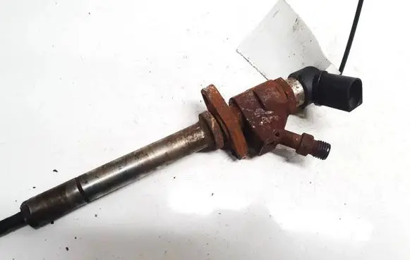 Volvo V50 Fuel injector 964724280