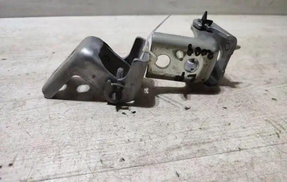 Peugeot 2008 I Front door hinge set 