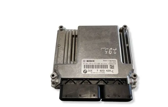 BMW 1 E81 E87 Engine control unit/module 7823420