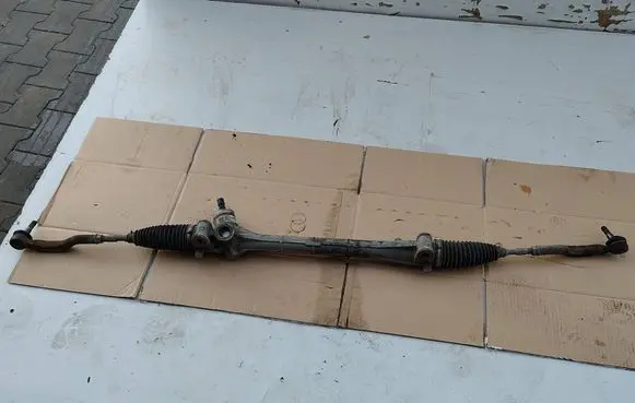 Toyota Auris 150 Steering rack