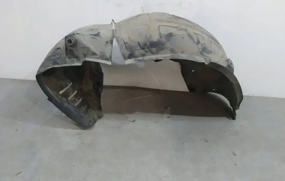 Dodge Charger Front wheel arch liner splash guards 
