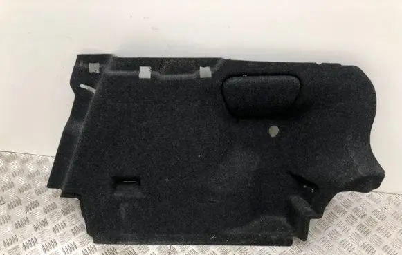 Trunk/boot lower side trim panel
