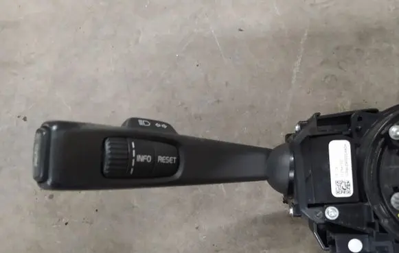 Volvo S60 Headlight wiper switch 