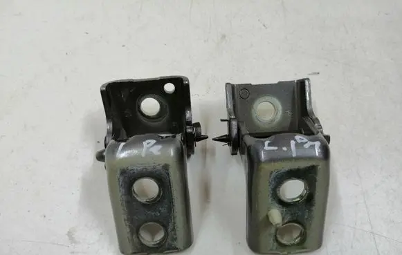 Citroen e-C3 Front door hinge set 247B4 241B4