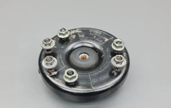 Honda Accord Coil spring mount 