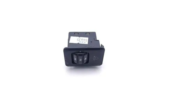 Mitsubishi L200 Headlight level height control switch