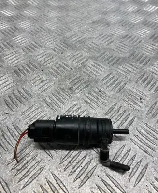 BMW 5 F10 F11 Windscreen/windshield washer pump 6934160