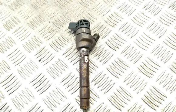 BMW 5 F10 F11 Fuel injector 0445110617 7810702
