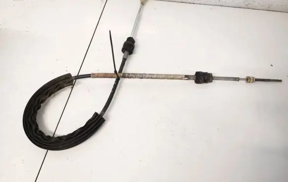 Gear shift cable linkage