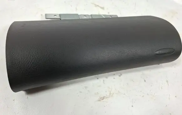Volkswagen PASSAT B5 Airbag cover 3B1880261 501801