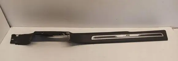 Seat Tarraco Front sill (body part) 5FJ853370A