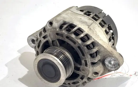 Opel Zafira B Generator/alternator