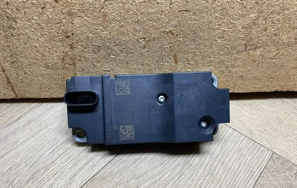 Audi A4 S4 B9 Steering wheel lock 3Q0905861A 3357540104
