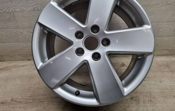 Volkswagen PASSAT B6 R17 alloy rim 3C0601025E