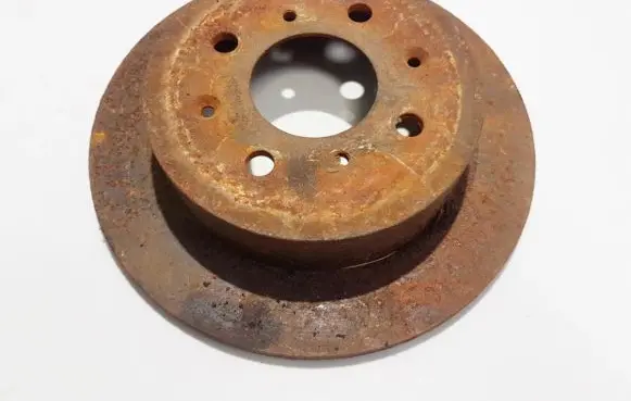 Honda Civic Rear brake disc neventiliuojamas
