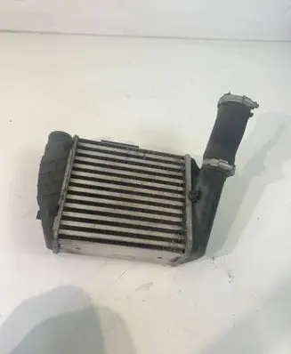 Audi A4 S4 B7 8E 8H Intercooler radiator 8E0145806L
