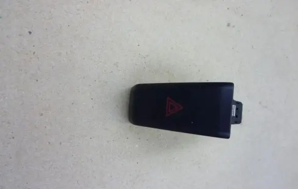 Ford Mondeo MK V Hazard light switch DG9T13A350ACW I636