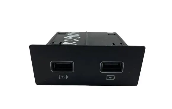 Renault Captur II USB socket connector 280230033R