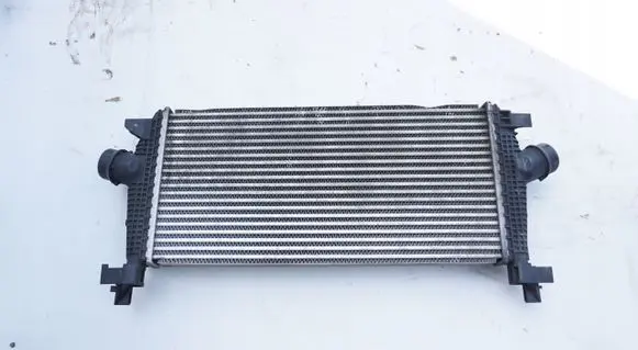 Volkswagen Amarok Intercooler radiator