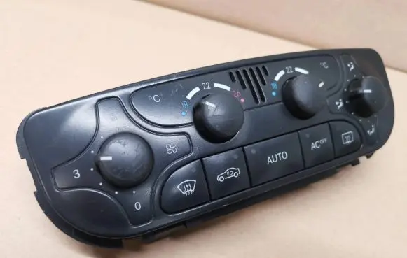 Mercedes-Benz CLK A209 C209 Climate control unit A2098300085