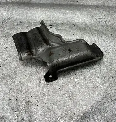 Chrysler Voyager Exhaust heat shield 05157018AB