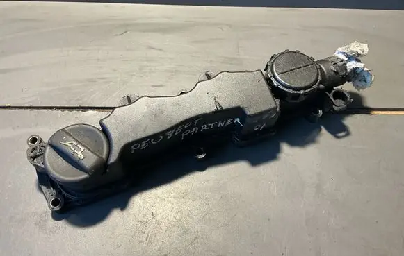 Peugeot Partner Rocker cam cover 993760