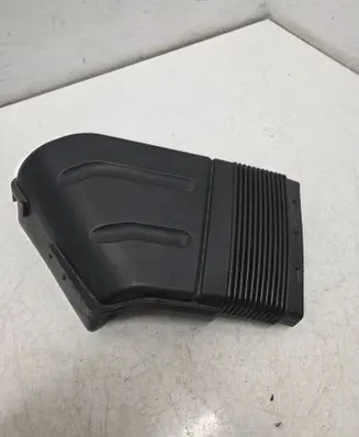 Audi A4 S4 B6 8E 8H Air intake duct part 8E0129617